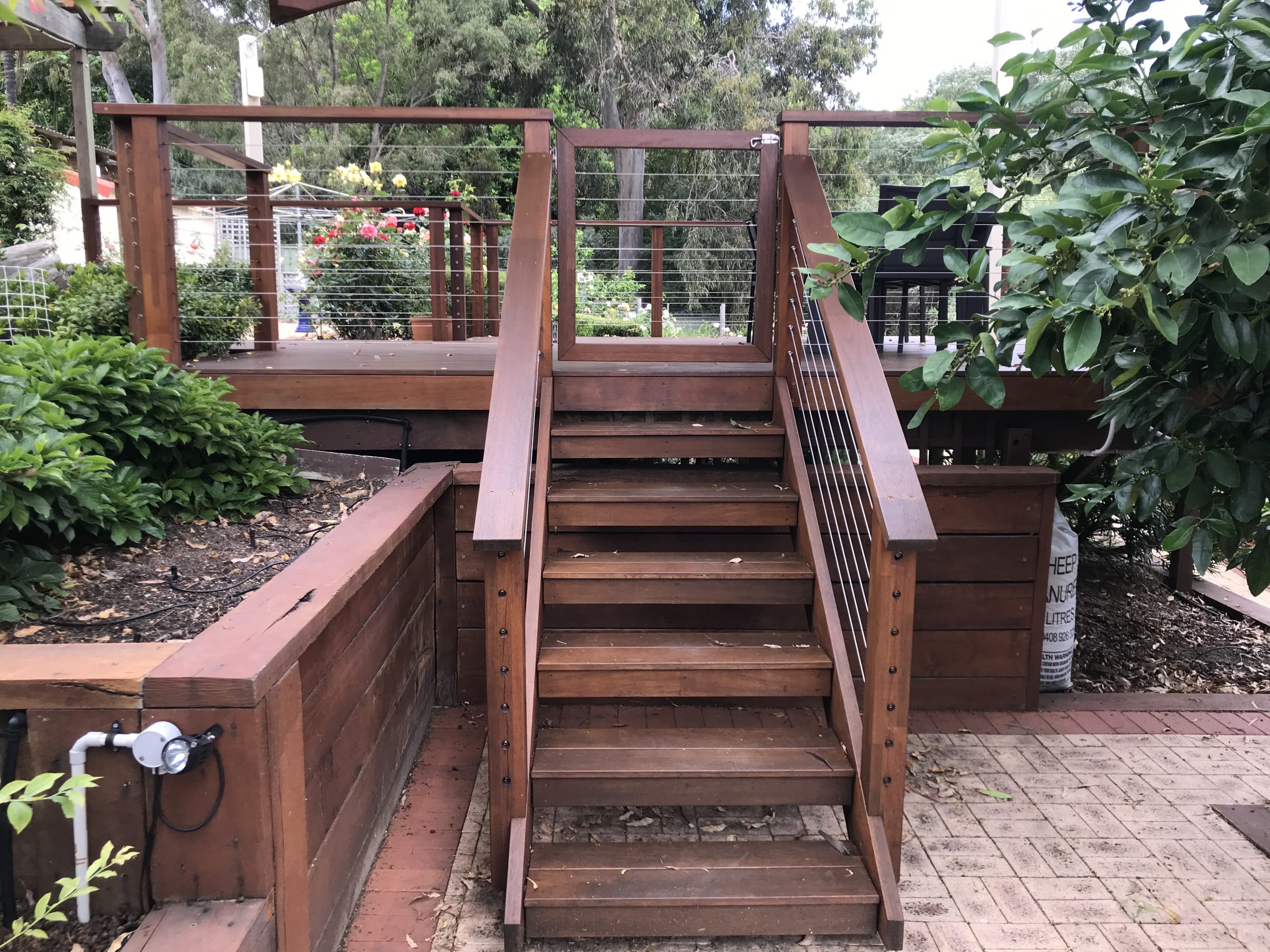 Kalamunda relay and handrails deck lights stairs (8)